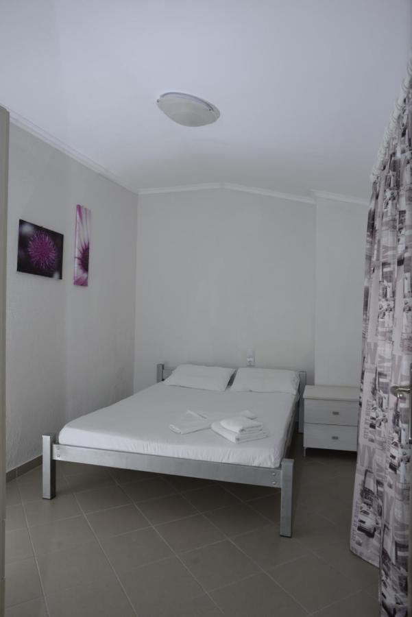 Villa Alexandra Vrasná Esterno foto